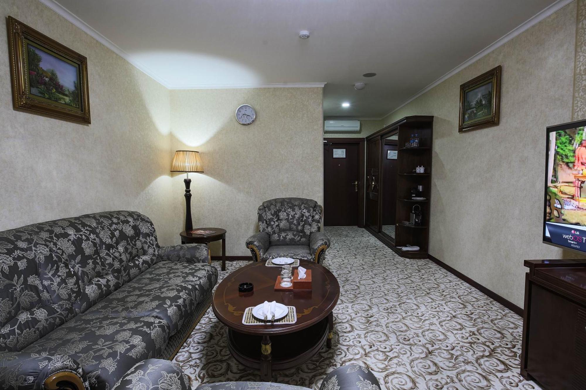 Zargaron Plaza Hotel Bucara Exterior foto