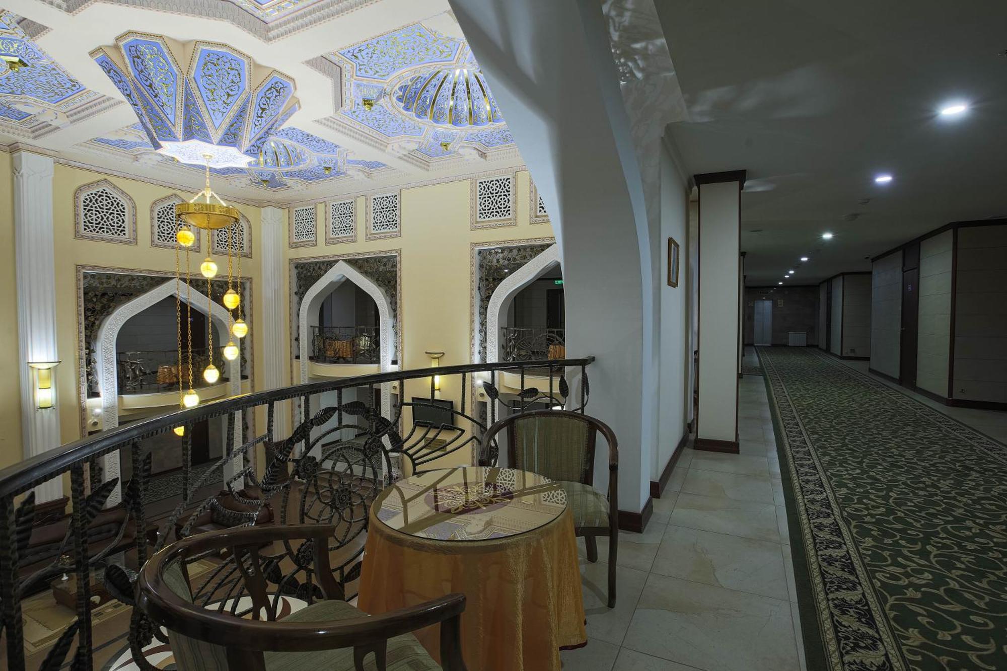 Zargaron Plaza Hotel Bucara Exterior foto