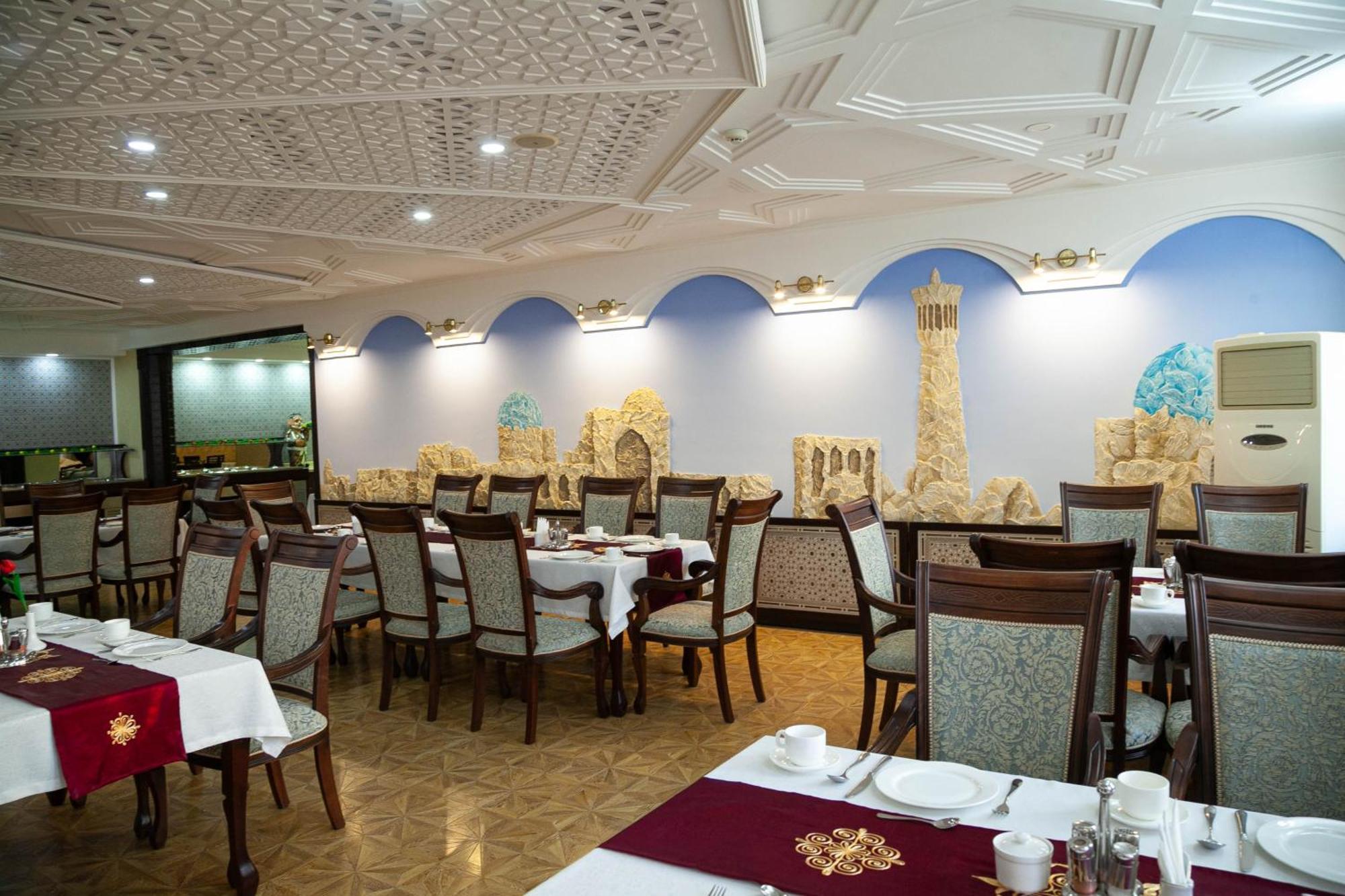 Zargaron Plaza Hotel Bucara Exterior foto